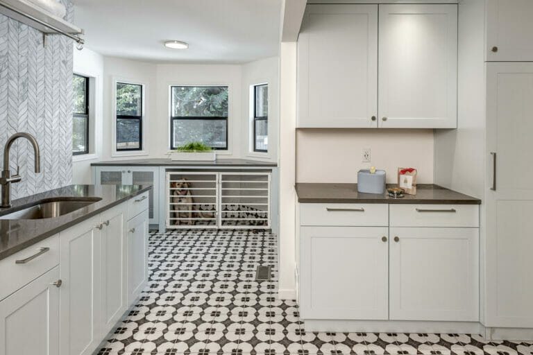 Mud room with built in dog crate